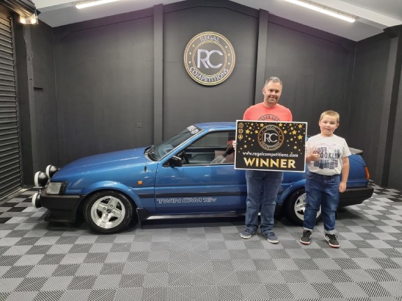 STEPHEN SCOTT FROM COUNTY ANTRIM- WINNER OF 84 BLUE TWINCAM