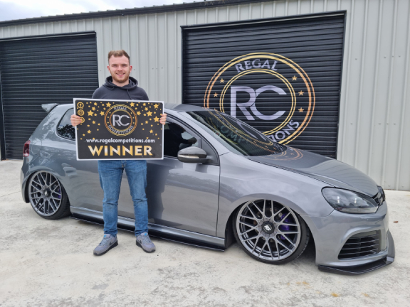 CONOR O DONOVAN FROM CO CORK- WINNER OF BAGGED MK6 GOLF