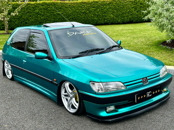1996 KINGFISHER GREEN PEUGEOT 306 DTURBO