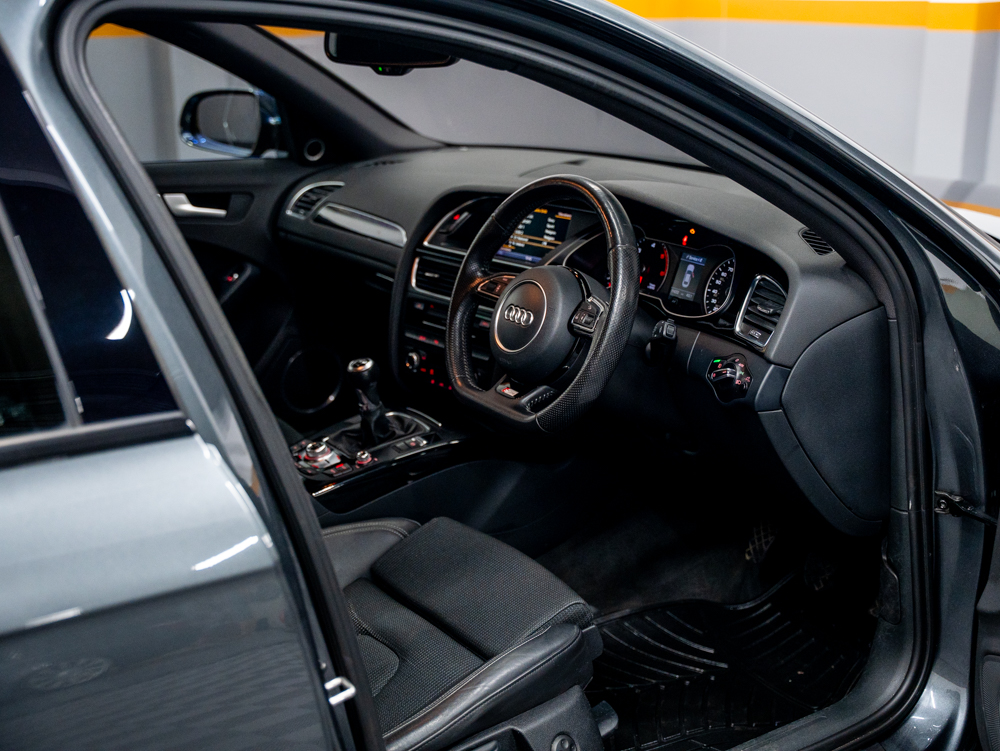 2014 AUDI A4 SLINE BLACK EDITION 2.0TDI