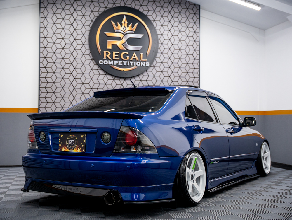 FULLY KITTED LEXUS IS200